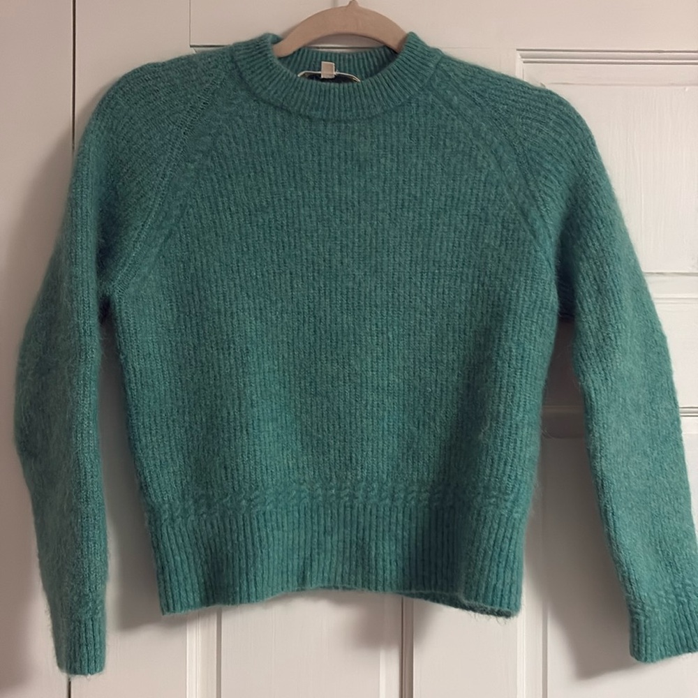 Sezane sweater